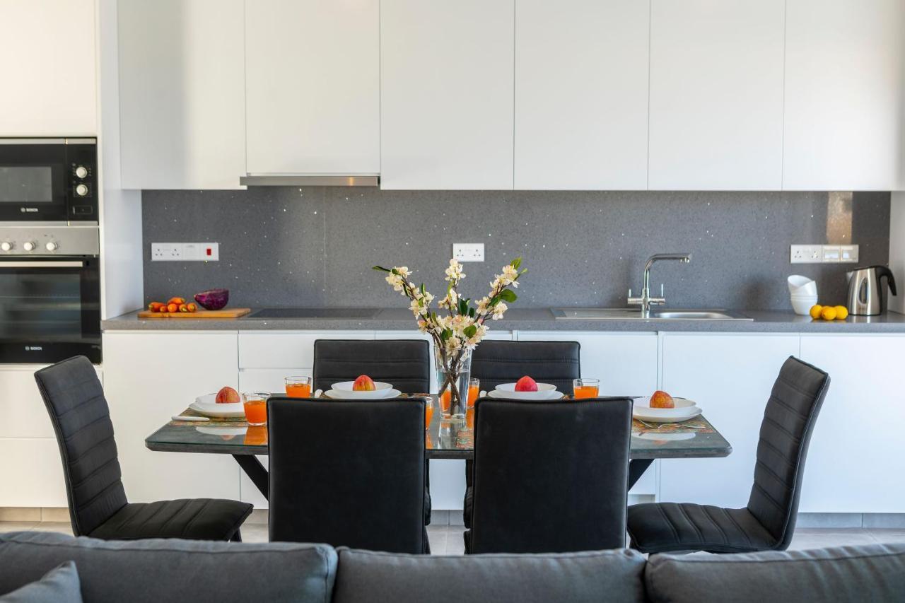 Villa Marlene, Walking Distance To Coral Beach! Peyia Dış mekan fotoğraf