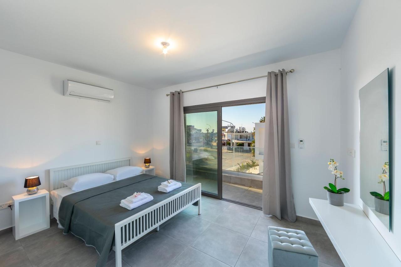 Villa Marlene, Walking Distance To Coral Beach! Peyia Dış mekan fotoğraf